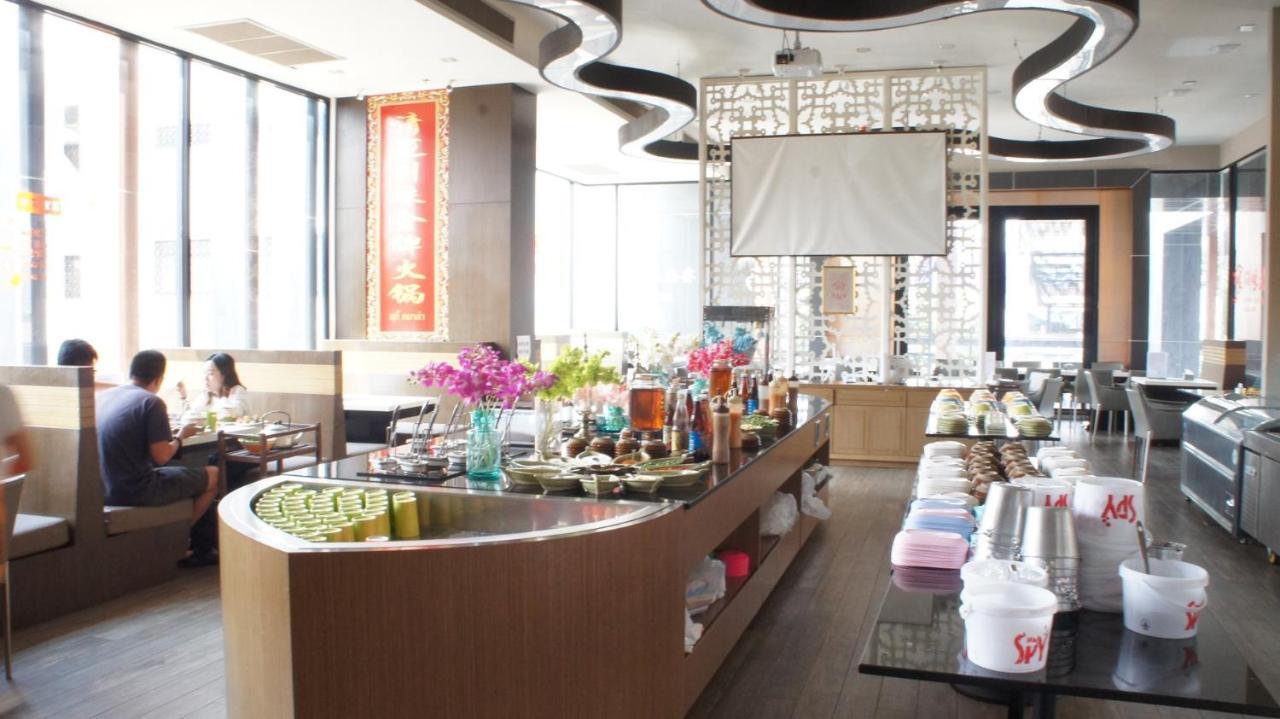 The Astra Chiang Mai Family Room Exterior photo